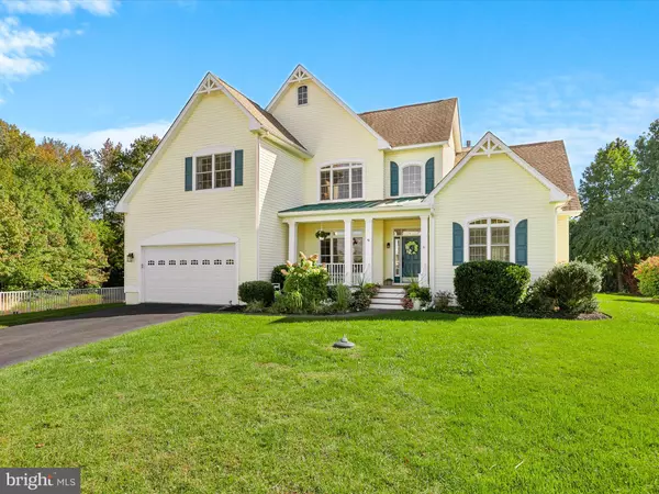 9 LAKE VILLAGE CIR, Ocean View, DE 19970