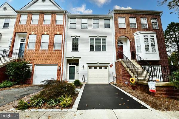 6622 PATENT PARISH LN, Alexandria, VA 22315