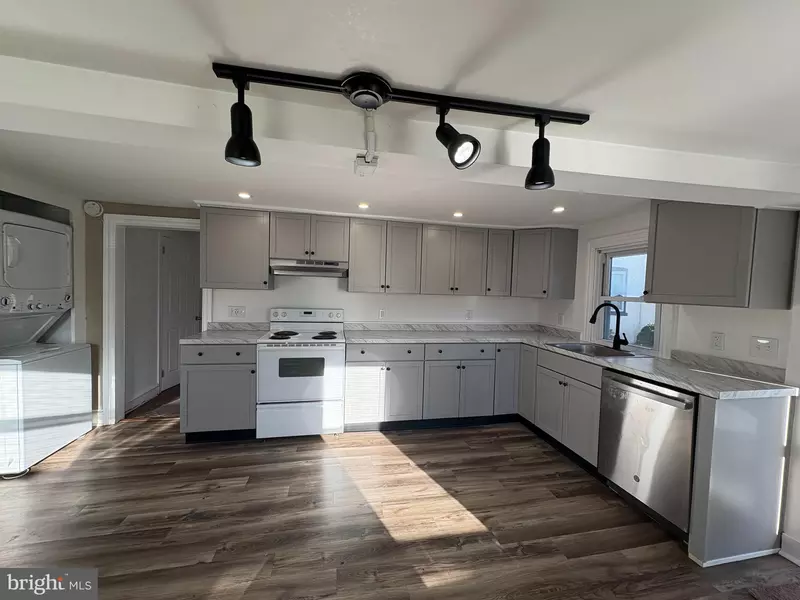 2084A FARMINGTON AVE, Boyertown, PA 19512