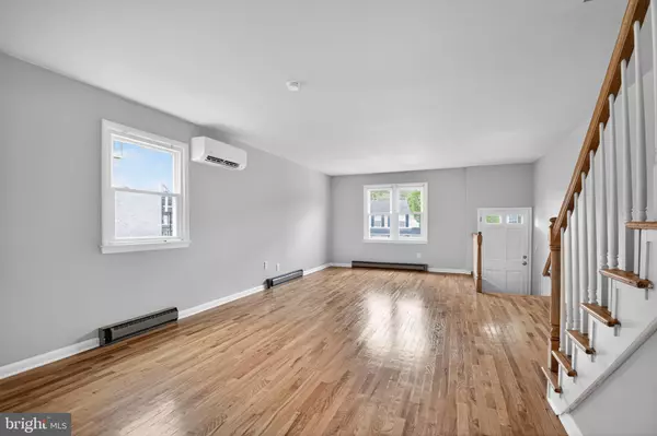 Coatesville, PA 19320,949 MADISON ST