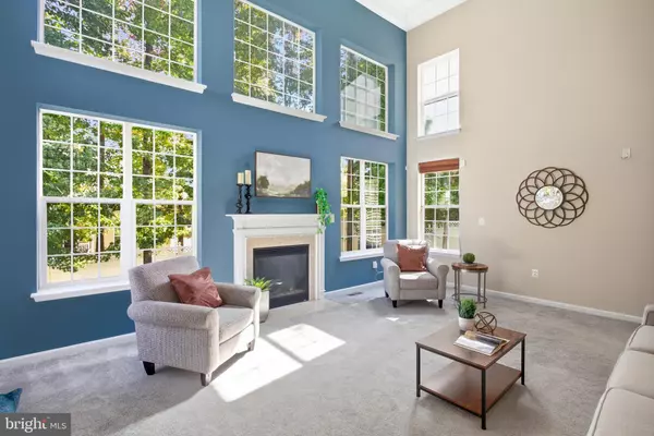 Clinton, MD 20735,9013 HELMSLEY DR