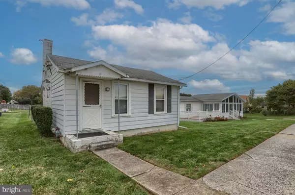 Palmyra, PA 17078,223 S LOCUST ST