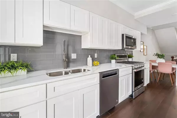 Baltimore, MD 21211,811 POWERS ST