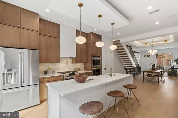 2214 E GORDON ST, Philadelphia, PA 19125