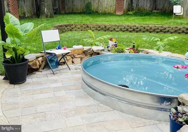 Alexandria, VA 22303,2101 FARRINGTON AVE