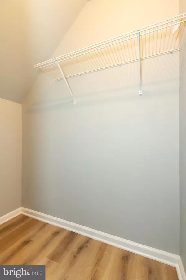 Germantown, MD 20874,13640 DEERWATER DR #1-J