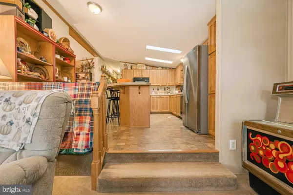 Oakland, MD 21550,968 HUTTON RD