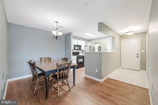 Manassas, VA 20109,8091 LACY DR #101