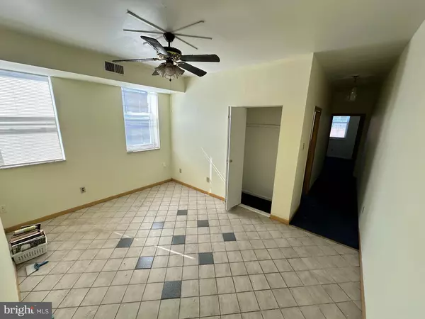 Philadelphia, PA 19147,1243 S 8TH ST