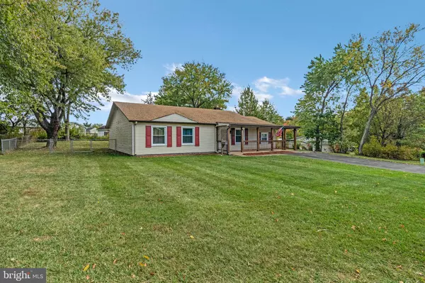 202 N FIR CT, Sterling, VA 20164