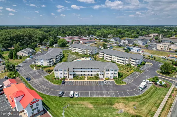 Rehoboth Beach, DE 19971,36525 PALM DR #5201