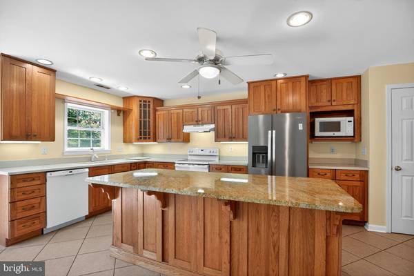 Mechanicsville, MD 20659,29542 CAROL LN