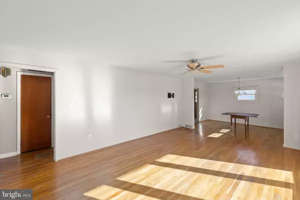 Front Royal, VA 22630,505 W 13TH ST