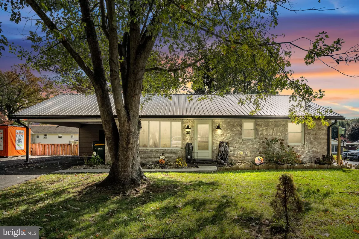 Boiling Springs, PA 17007,15 HOPE DRIVE