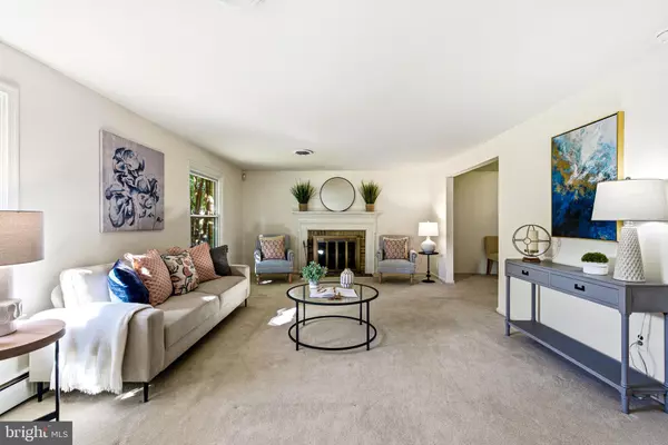 Wallingford, PA 19086,210 COOPER DR