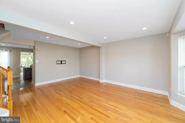 Deptford, NJ 08096,156 LIBERTY WAY