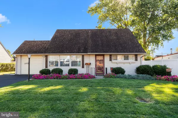 31 QUAIL RD, Levittown, PA 19057