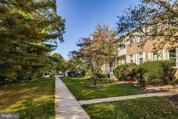 Cherry Hill, NJ 08003,1015 SOCIETY HILL BLVD