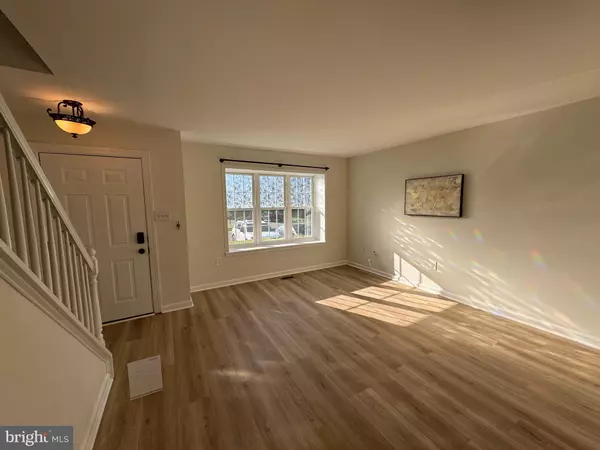 Centreville, VA 20121,6808 COTTINGHAM LN