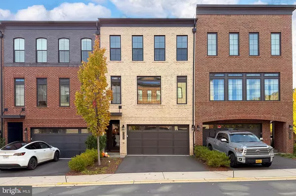 42283 ASHMEAD TER, Brambleton, VA 20148