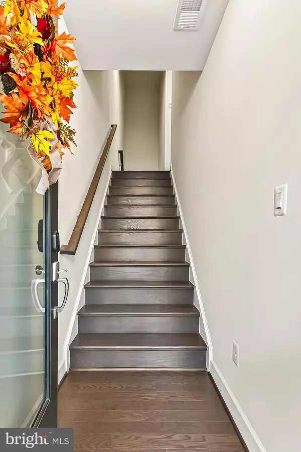 Brambleton, VA 20148,42283 ASHMEAD TER