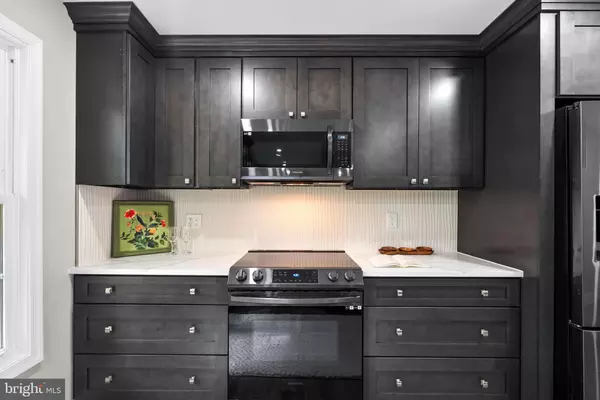 Huntingtown, MD 20639,1992 SMOKY RD