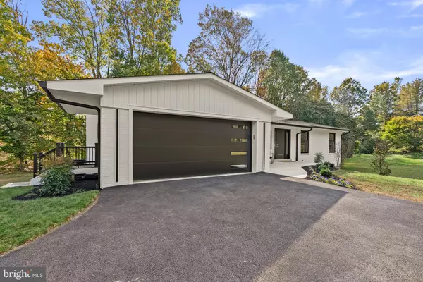 Huntingtown, MD 20639,1992 SMOKY RD