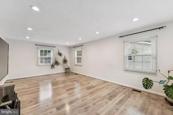 Bowie, MD 20715,12021 TWIN CEDAR LN