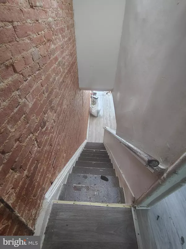 Baltimore, MD 21217,912 MCKEAN AVE