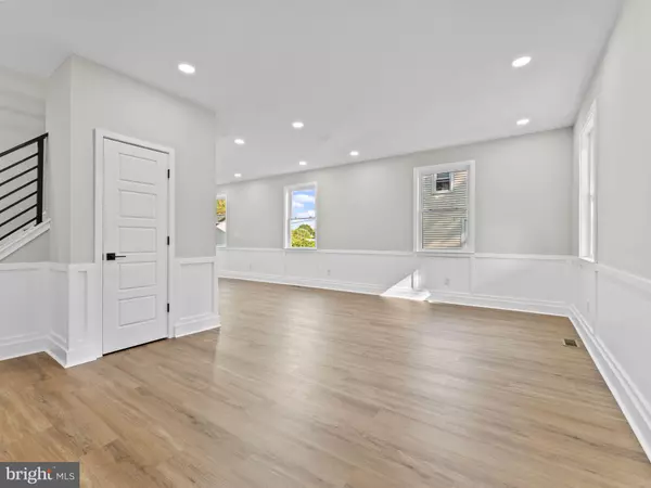 Feasterville Trevose, PA 19053,116 2ND ST