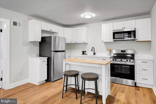 Smithsburg, MD 21783,10-12 S MAIN ST