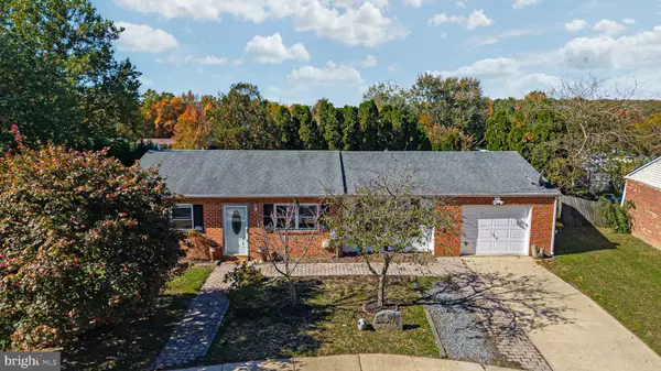 4 WRIGHT CIR, Newark, DE 19702