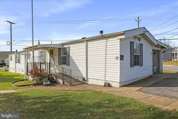 Ranson, WV 25438,111 N FAIRFAX BLVD