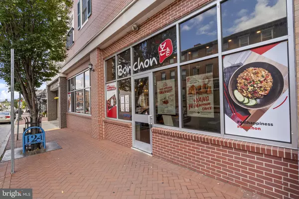 West Chester, PA 19382,124 MARKET
