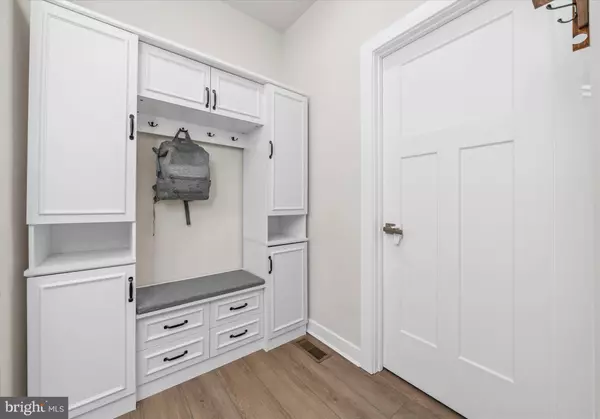 Camden Wyoming, DE 19934,687 ASHLAND AVE