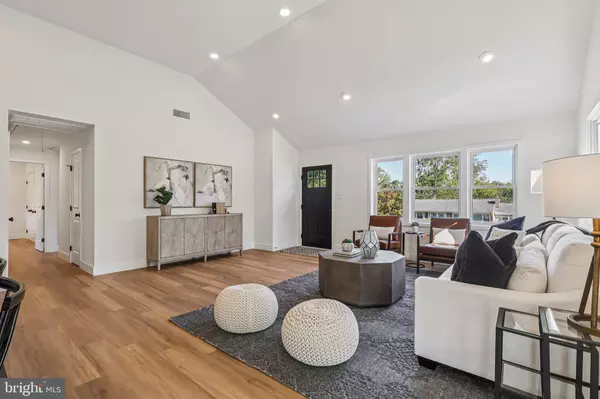 Phoenixville, PA 19460,23 MARIAN RD