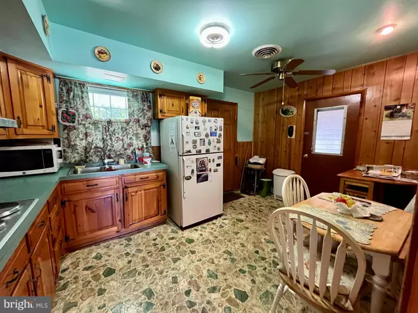 Salisbury, MD 21801,504 SWAN RD