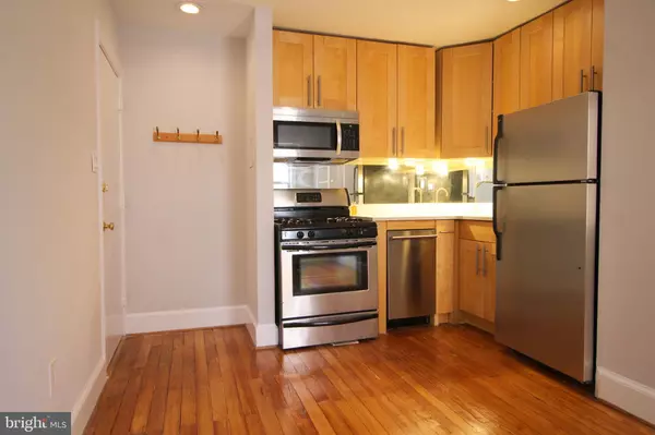 Washington, DC 20009,1809 RIGGS PL NW #3