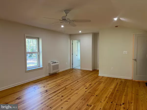 Stafford, VA 22554,48 WALLER POINT DR