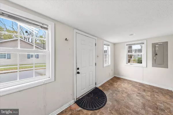 Seaford, DE 19973,131 4TH ST