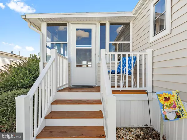 Selbyville, DE 19975,37424 SHADY WAY