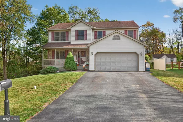 14 FIREFLY DR, Myerstown, PA 17067