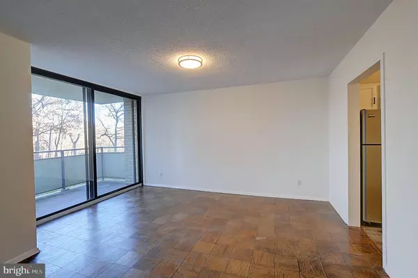 Bethesda, MD 20814,5225 POOKS HILL RD #324N