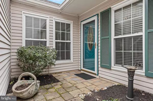 Medford, NJ 08055,2 NANTUCKET CT