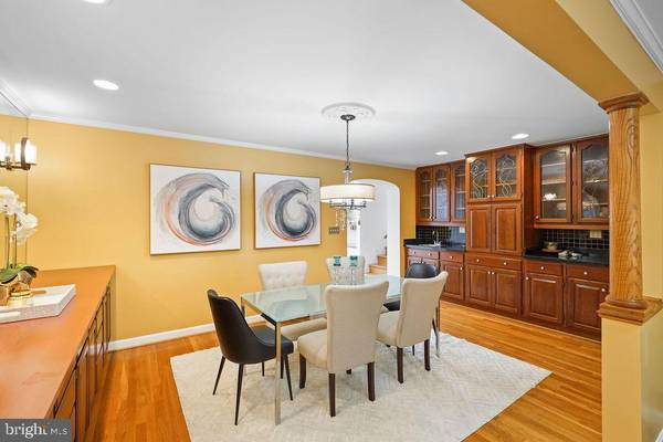 Kensington, MD 20895,5110 FLANDERS AVE