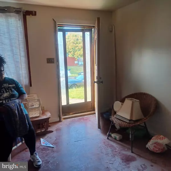 617 W 13TH, Chester, PA 19013