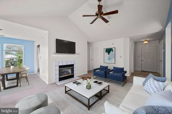 Columbia, MD 21045,5901 MILLRACE CT NW #H302