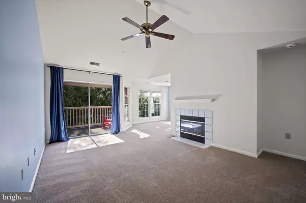 Columbia, MD 21045,5901 MILLRACE CT NW #H302