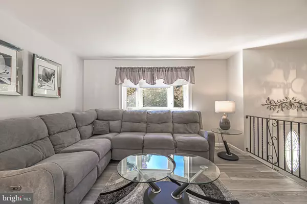 Franklinville, NJ 08322,61 HOWARD AVE