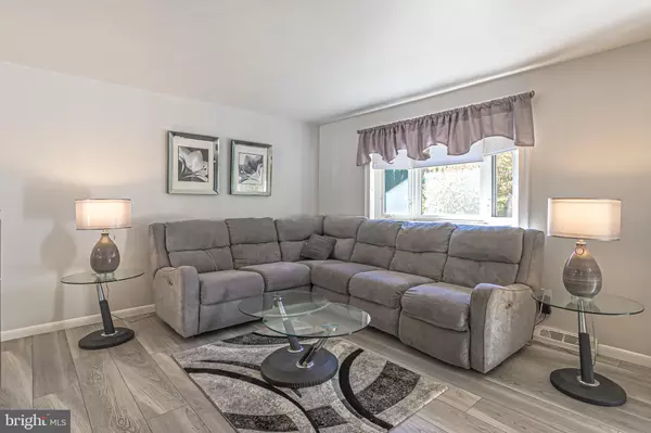 Franklinville, NJ 08322,61 HOWARD AVE